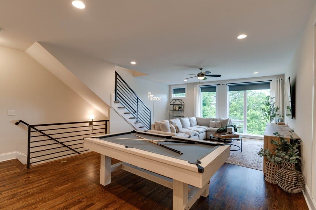 4 bedroom townhouse for sale at 2703 Biloxi Ave Berry Hill - $739,500