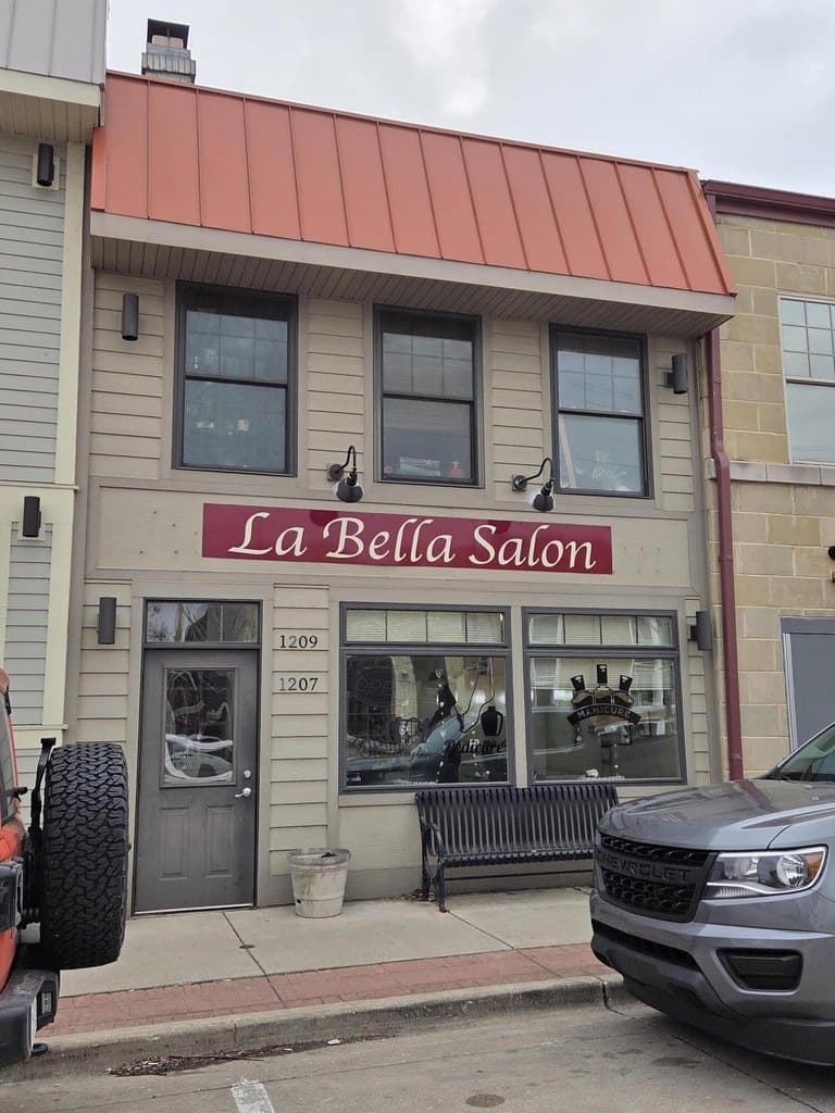 multi-family for sale at 1207 Bridge St Unit 1209 Grafton 53024 - $349,900