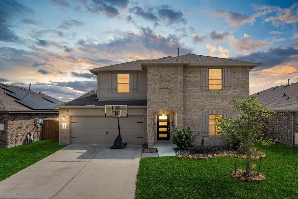 5 bedroom house for sale at 15222 Dinnet Berm Dr Humble 77346 - $388,800