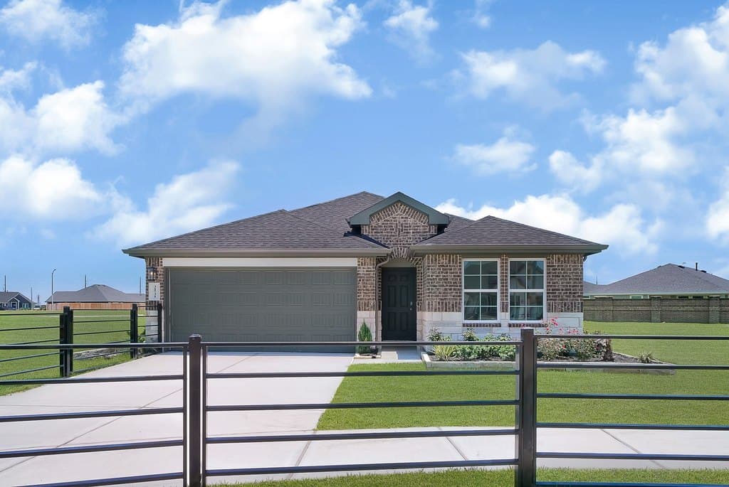 4 bedroom house for sale at 3619 Turnpike Dr Fulshear 77441 - $314,990