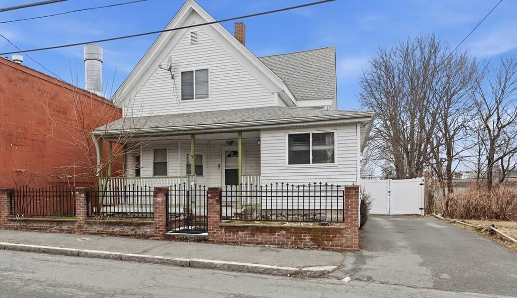 3 bedroom house for sale at 12 Charles St Brockton - $475,000
