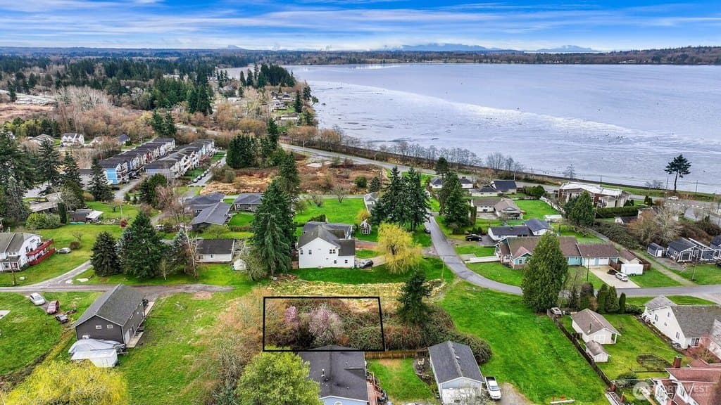 land for sale at 944 Georgia St Blaine - $249,000