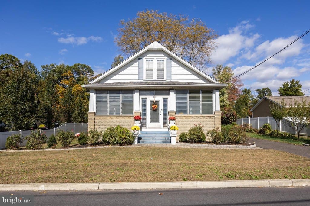 4 bedroom house for sale at 239 Woodland Ave Blackwood - $375,000