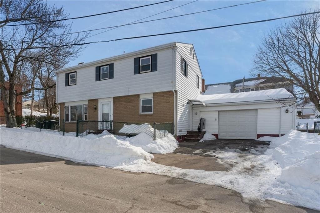 4 bedroom house for sale at 2 Valley St Central Falls - $399,000