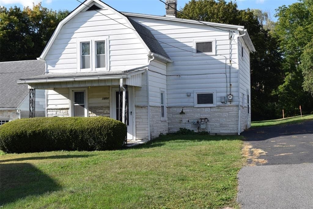 3 bedroom house for sale at 1801 Newell Rd Endicott 13760 - $120,000