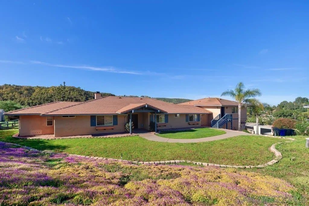 5 bedroom house for sale at 29737-39 Margale Ln Bonsall - $1,450,000