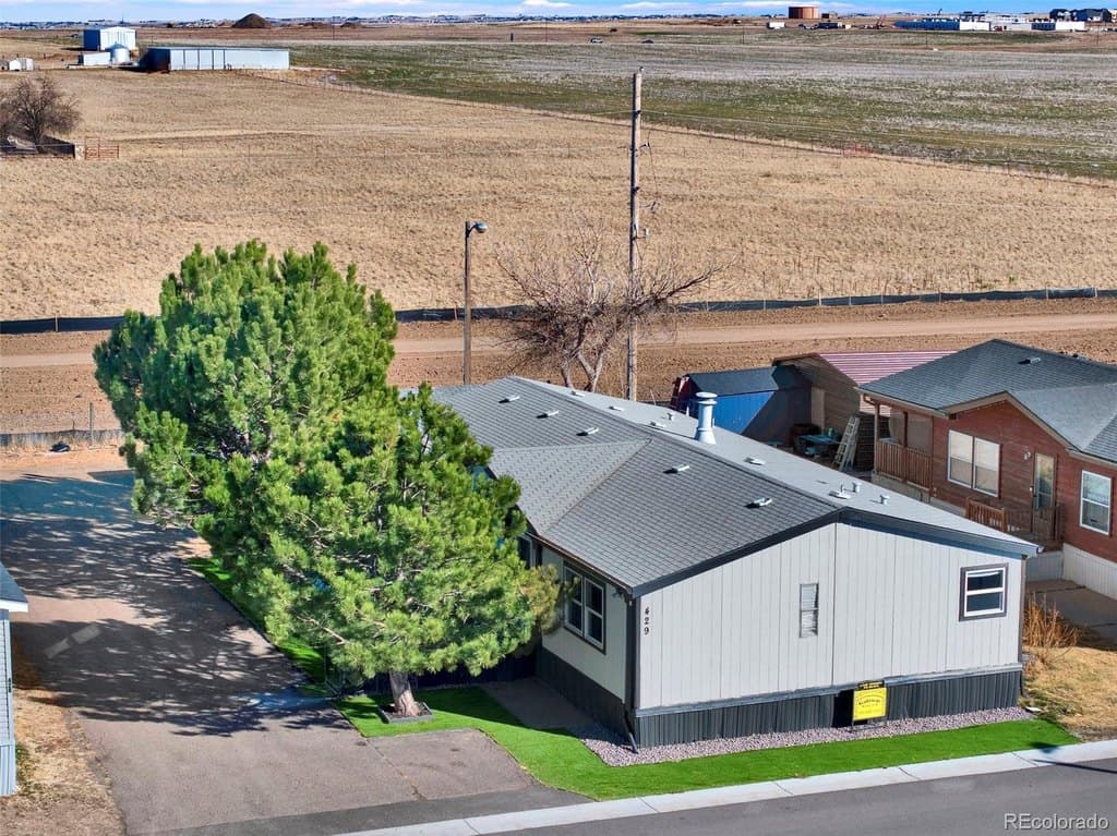 3 bedroom mobile home for sale at 26900 E Colfax Ave Lot 429 Aetna Estates - $135,000