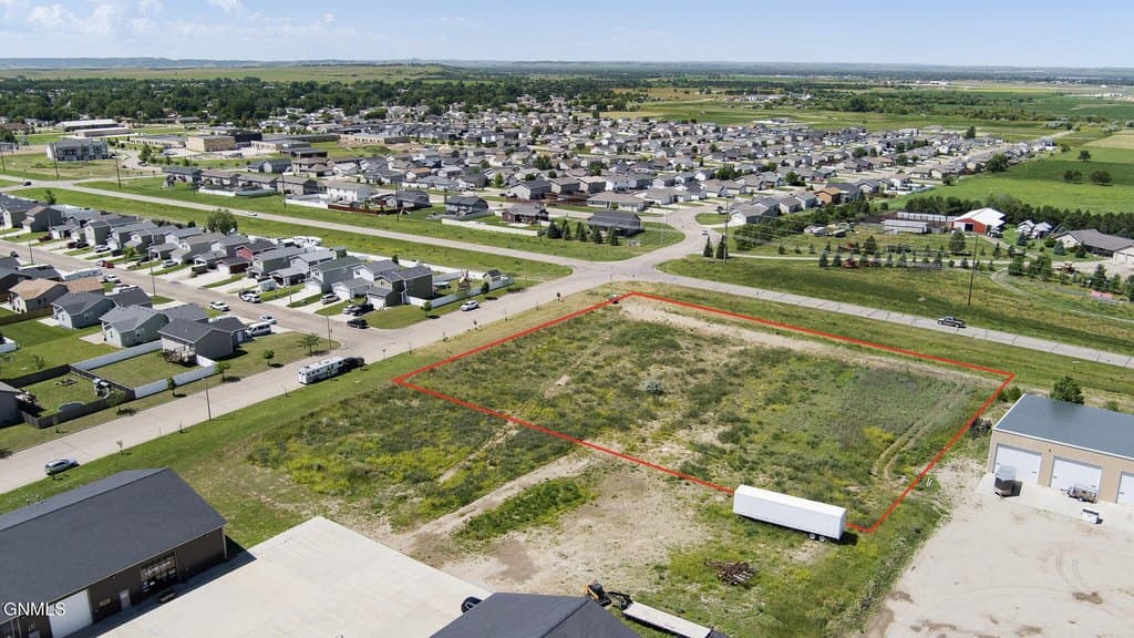 land for sale at 6656 28th Ave SE Lincoln 58504 - $395,000
