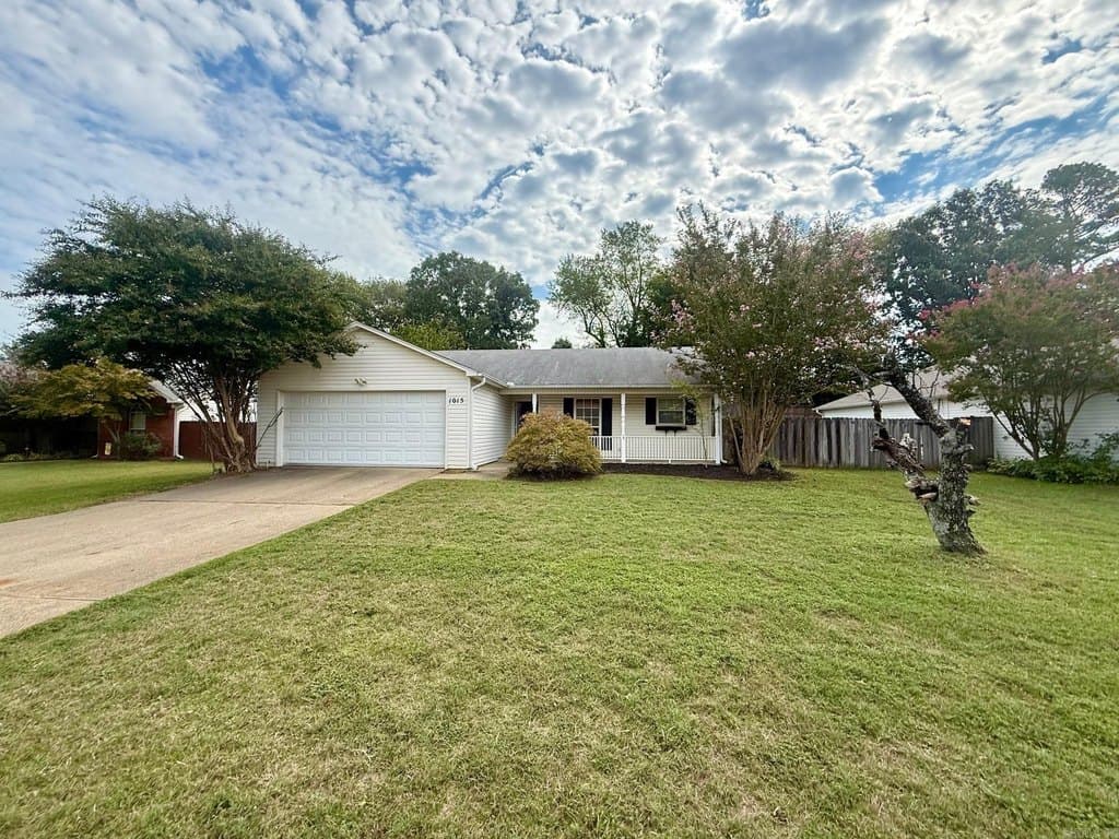 3 bedroom house for sale at 1015 Allyson Ave Bryant 72022 - $175,000