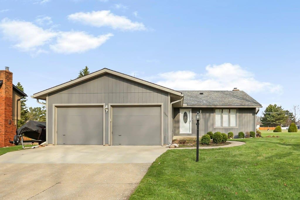 3 bedroom house for sale at 1759 Rocky Rill Ct Mansfield 44904 - $319,900