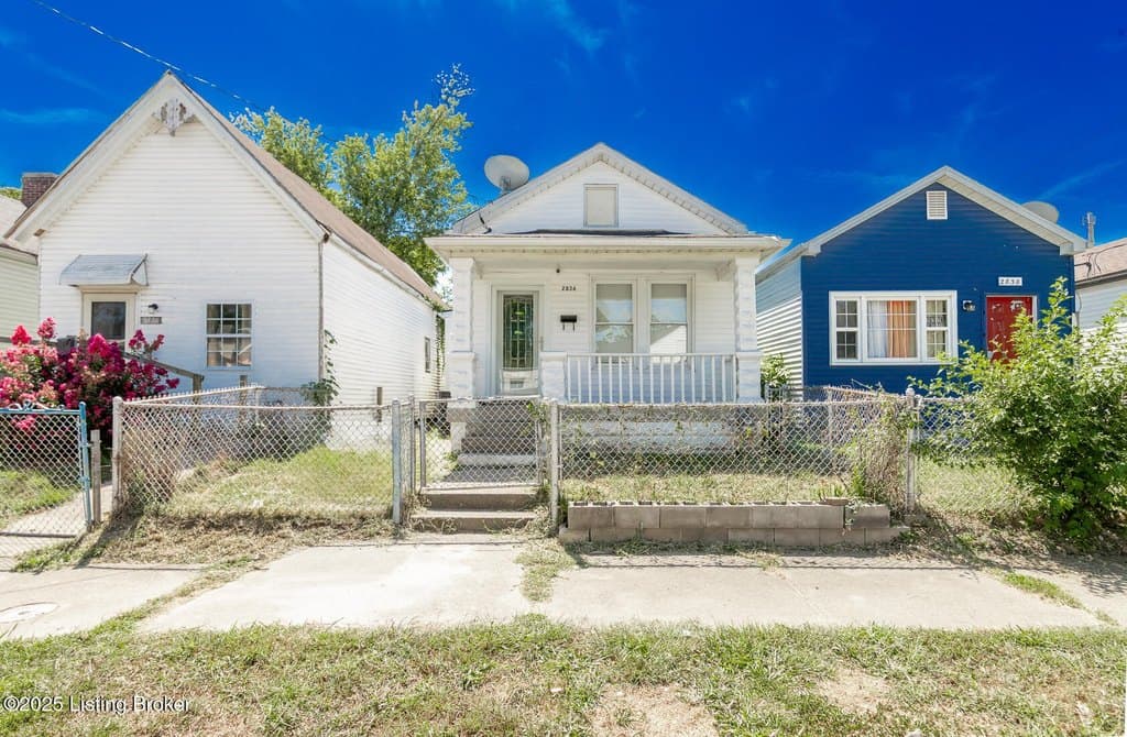 2 bedroom house for sale at 2836 Garfield Ave Louisville - $103,900