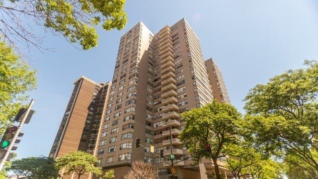 2 bedroom condo for sale at 6301 N Sheridan Rd Apt 6O Chicago - $205,000