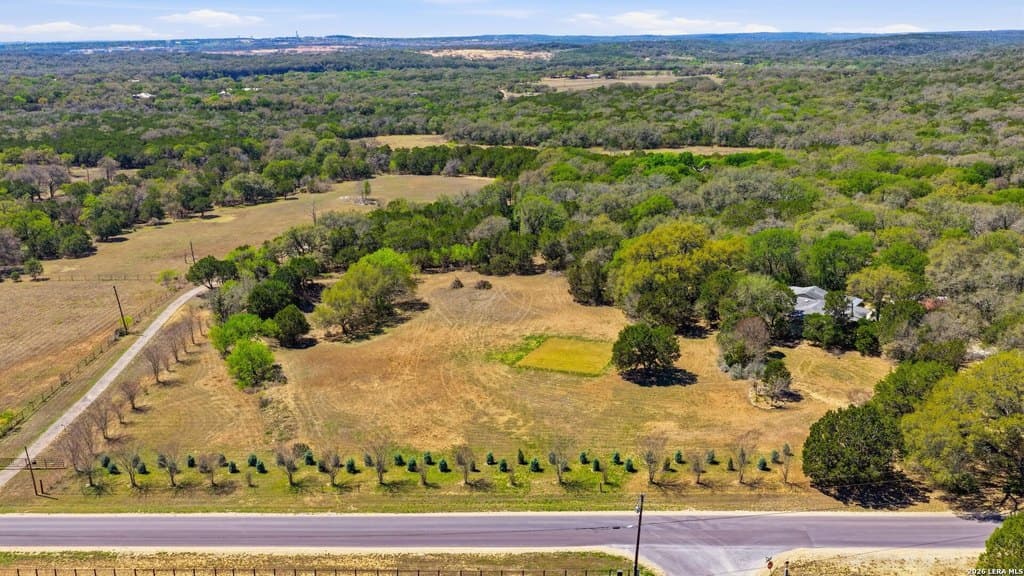 3 bedroom house for sale at 625 Mountain Laurel Dr New Braunfels - $849,000