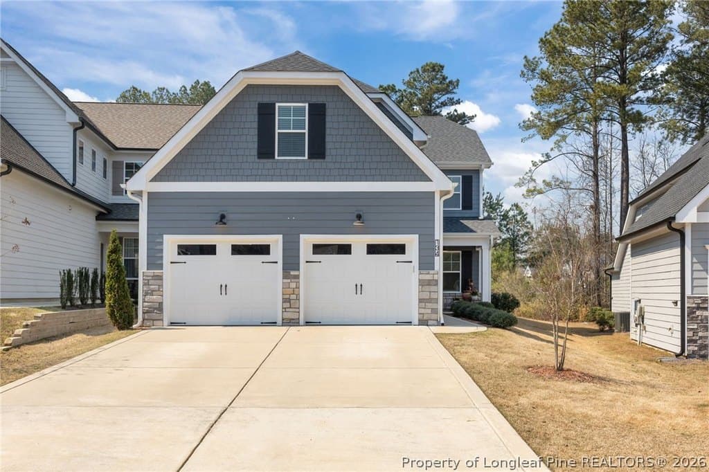4 bedroom house for sale at 134 Spruce Hollow Cir Spring Lake 28390 - $355,000