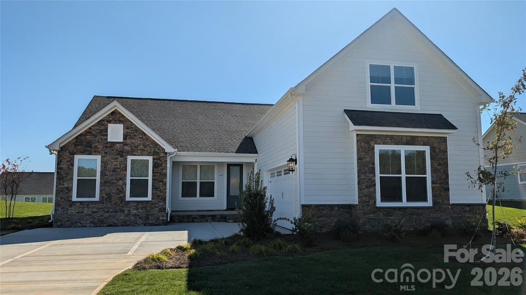3 bedroom house for sale at 1652 Dresden Dr Rock Hill - $572,900