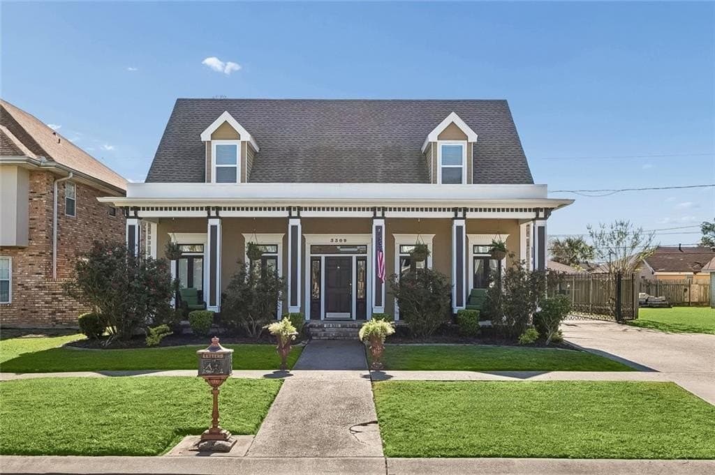 3 bedroom house for sale at 3309 Palmisano Blvd Chalmette - $349,000