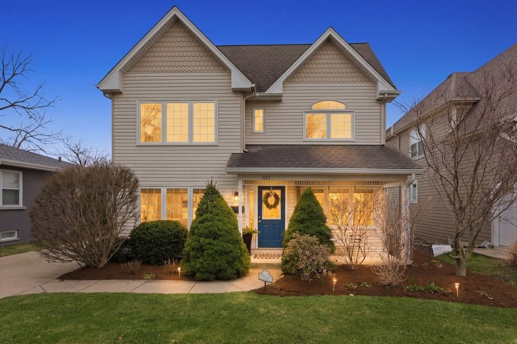 3 bedroom house for sale at Address unavailable Downers Grove 60515 - $725,000
