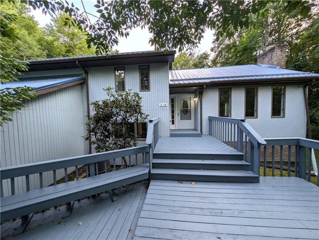 4 bedroom house for sale at 218 Chestnut Ln Chalkhill - $365,000