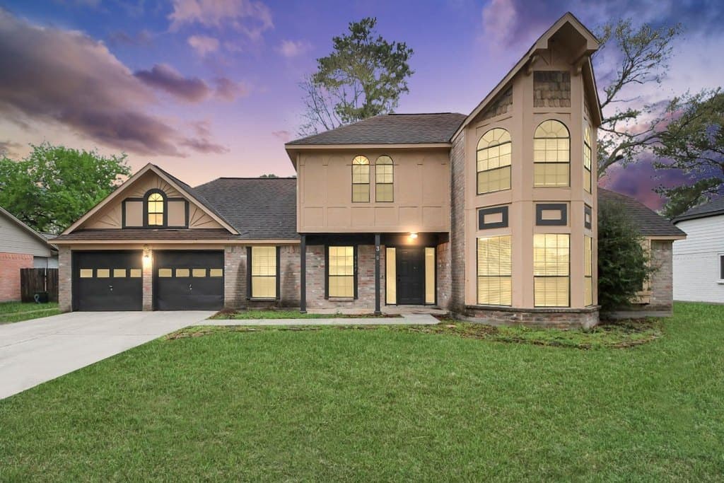 4 bedroom house for sale at 3607 Misty Ridge Dr Humble 77396 - $249,900