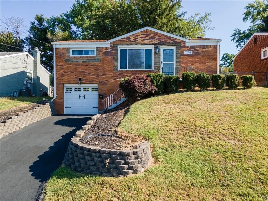 3 bedroom house for sale at 774 Hill St Baldwin - $298,000