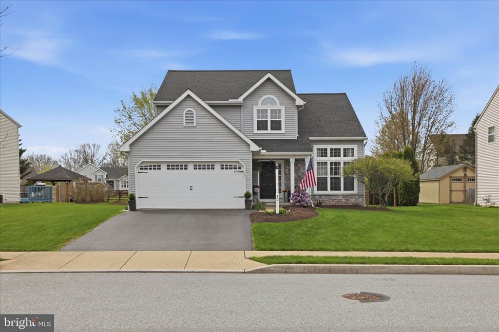 3 bedroom house for sale at 42 Misty Meadow Dr Adamstown - $439,900