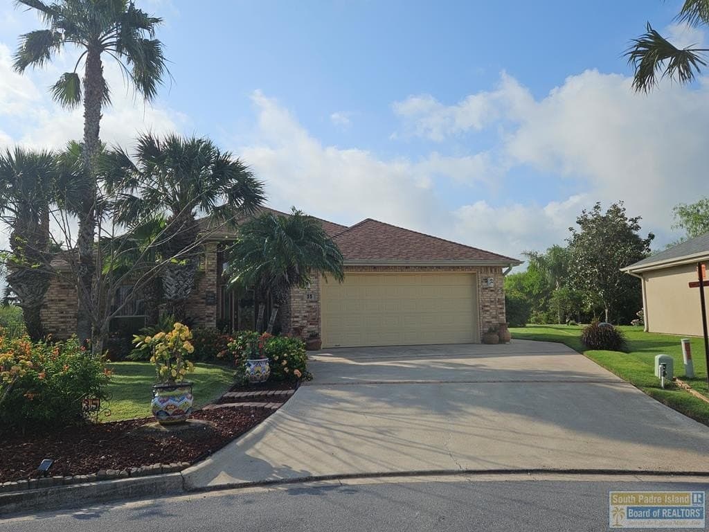 3 bedroom house for sale at 35 Bethpage Dr Laguna Vista 78578 - $449,000
