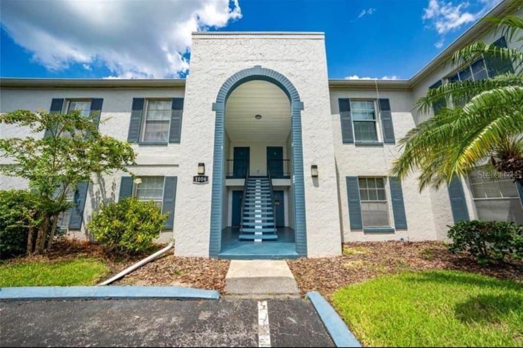2 bedroom condo for sale at 1006 Plantation Dr Apt F9 Kissimmee - $195,000