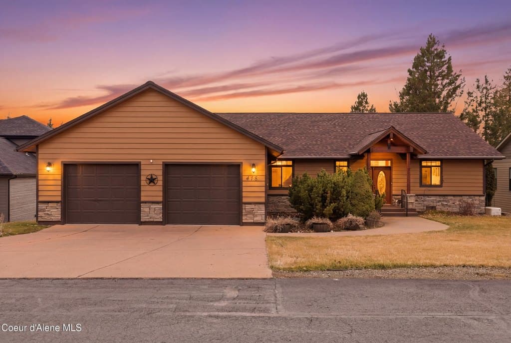 4 bedroom house for sale at 418 Hanaford Rd Blanchard - $775,000