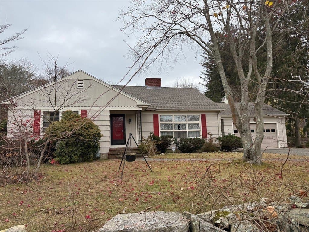 5 bedroom house for sale at 179 Rockland St Bliss Corner - $675,000