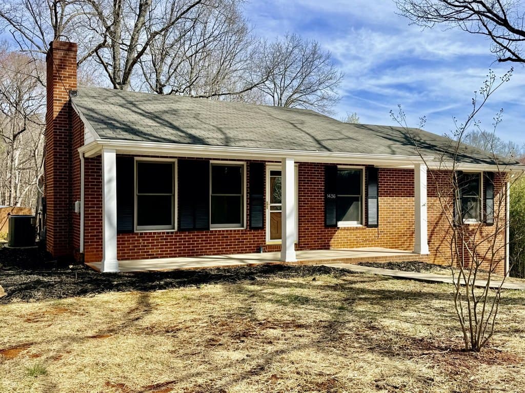 3 bedroom house for sale at 1436 Mountain Pass Rd Blue Ridge - $369,950