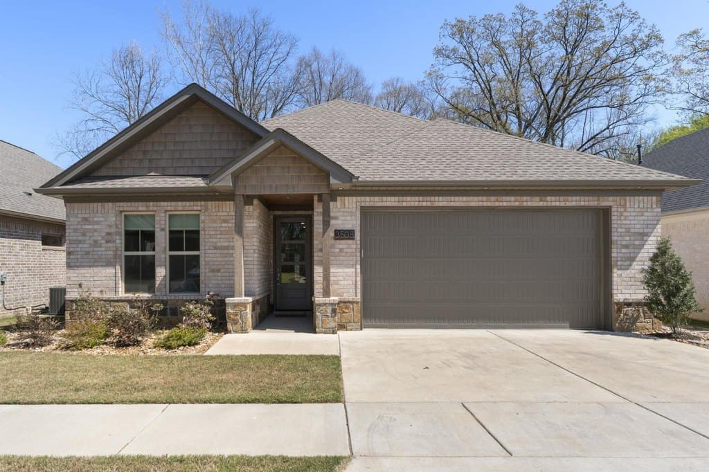 3 bedroom house for sale at 3508 Logan Ridge Dr Bryant 72022 - $333,000