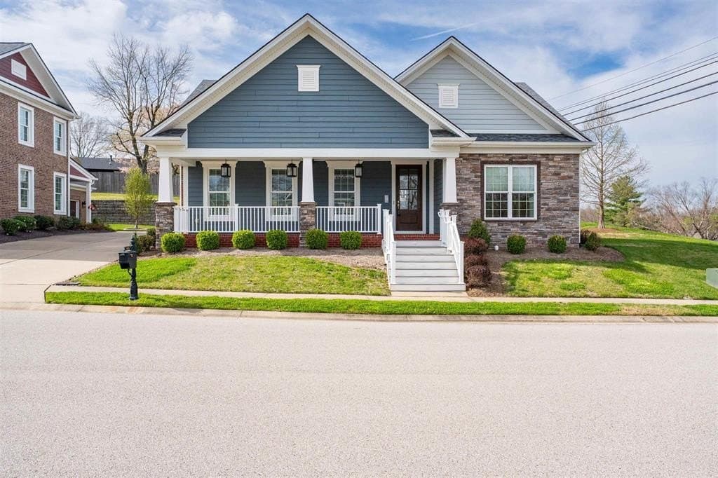 3 bedroom house for sale at 1925 Celebration Cir Owensboro 42303 - $439,000