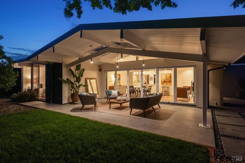 4 bedroom house for sale at 839 Greenberry Ln San Rafael 94903 - $1,759,000