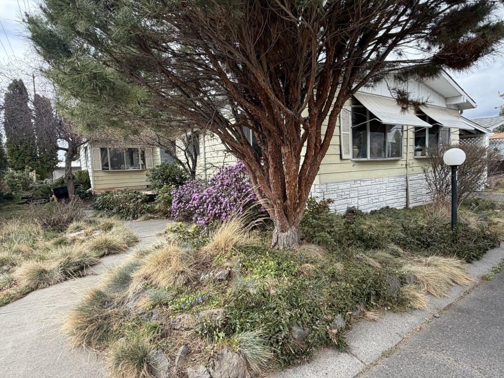 3 bedroom mobile home for sale at 1001 SE 15th St Unit 88 Bend - $125,000