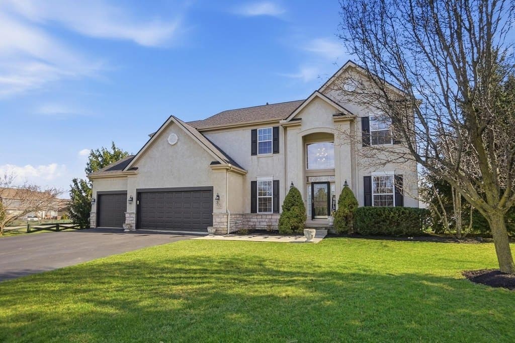 5 bedroom house for sale at 7524 Center Green Dr Westerville 43082 - $745,900