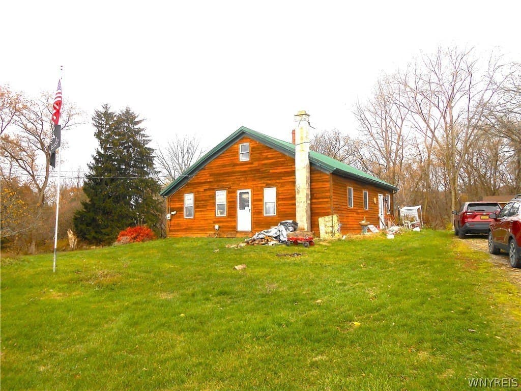 3 bedroom house for sale at 10446 Alexander Rd Alexander - $75,000