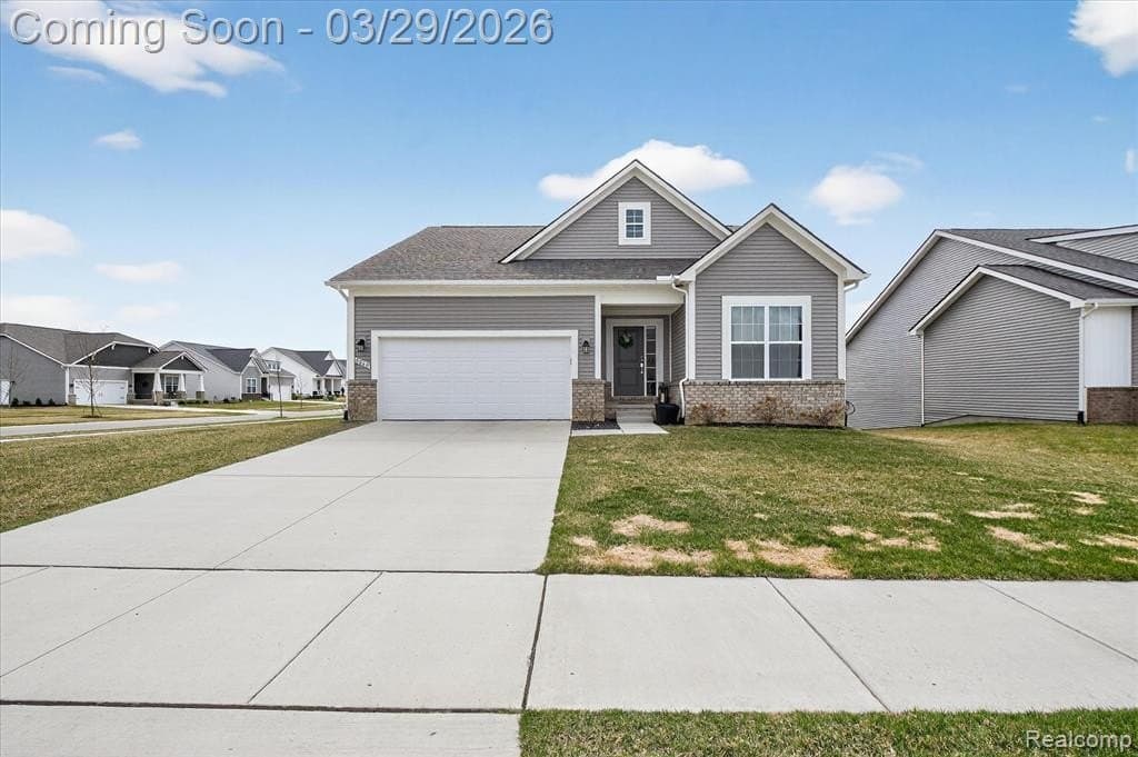 3 bedroom house for sale at 8060 Carston Ln Brighton 48116 - $425,900