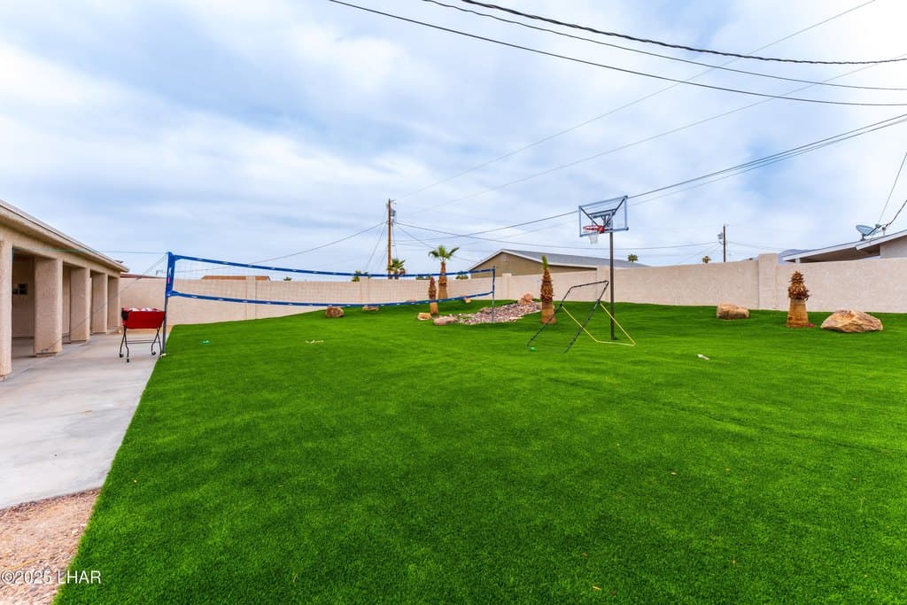 3 bedroom house for sale at 532 Roanoke Dr Lake Havasu City 86406 - $620,000
