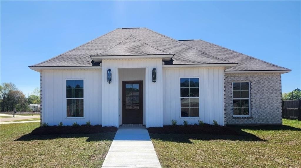 3 bedroom house for sale at 29774 Atlanta Dr Albany - $246,400