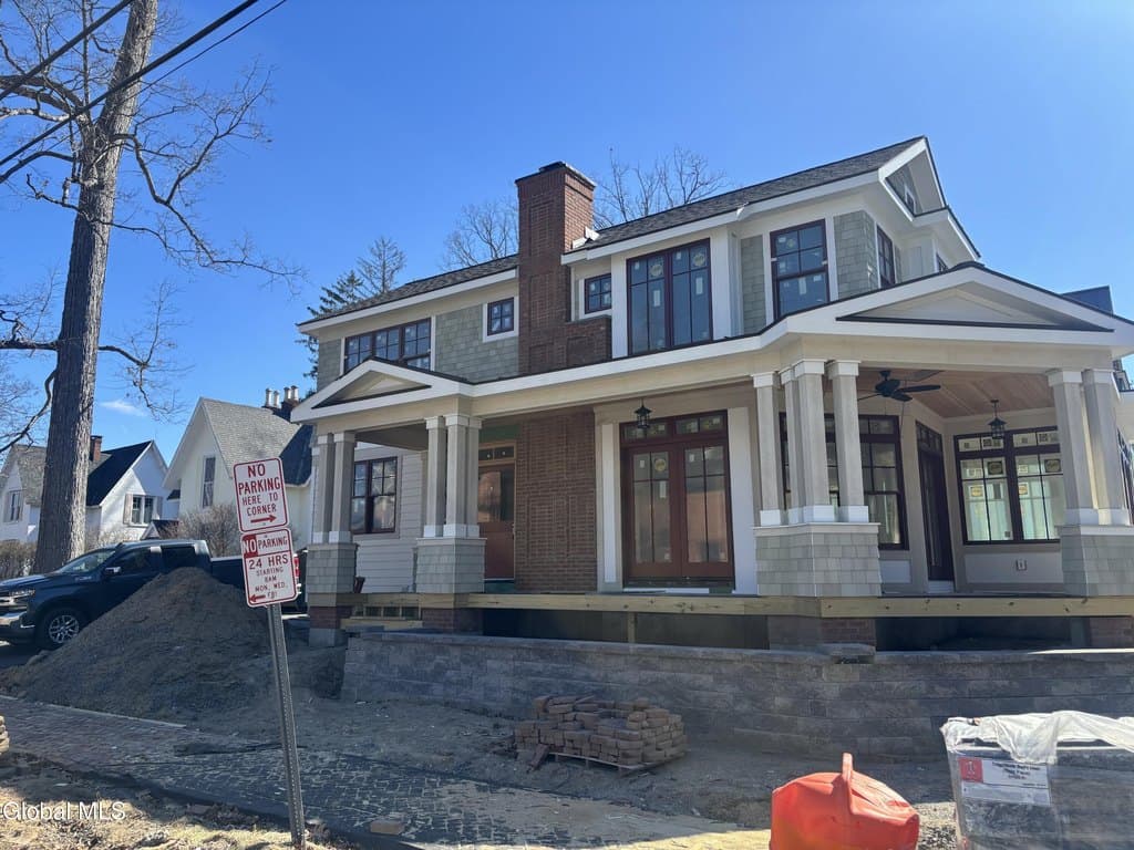 4 bedroom house for sale at 104 Regent St Saratoga Springs 12866 - $2,850,000