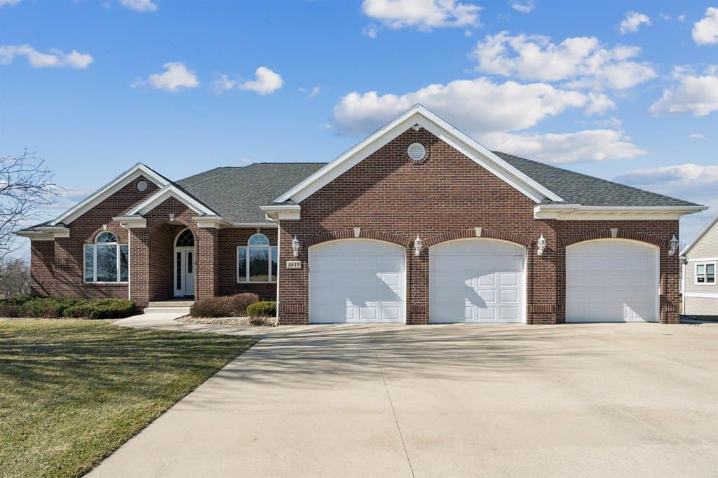 6 bedroom house for sale at 4818 W 4th St Waterloo 50701 - $679,900