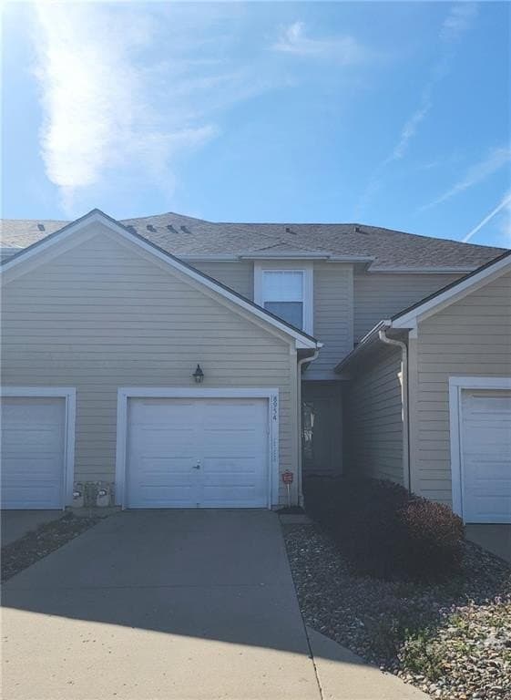 2 bedroom townhouse for sale at 8954 Boehm Dr Lenexa 66219 - $285,000