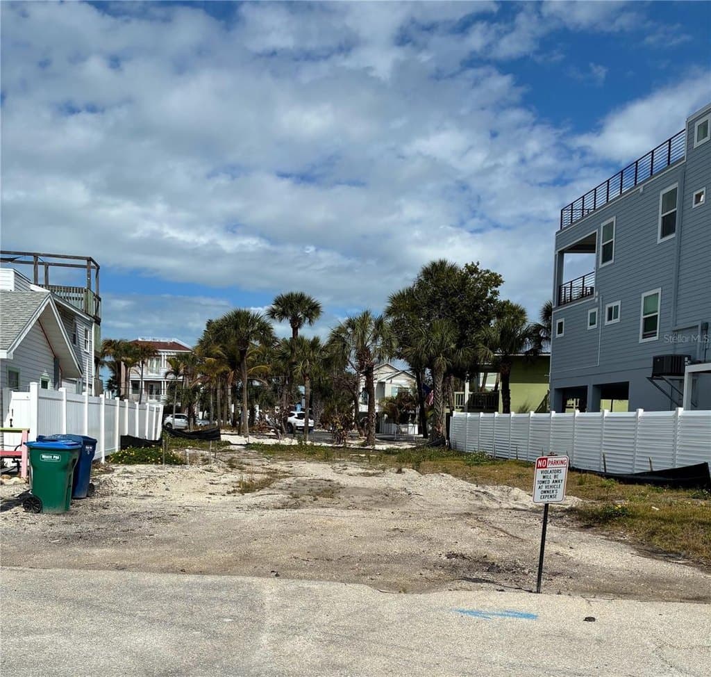 land for sale at 104 1st St N Bradenton Beach - $1,500,000