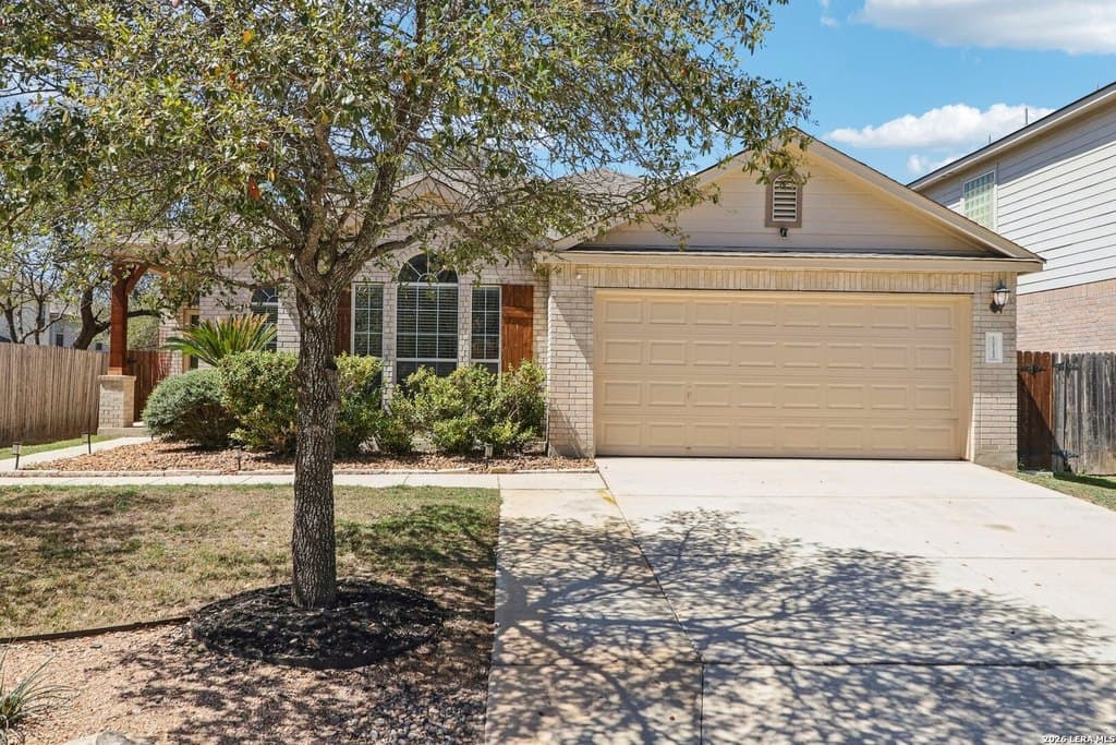 3 bedroom house for sale at 10723 Kobort Cyn Helotes 78023 - $375,000