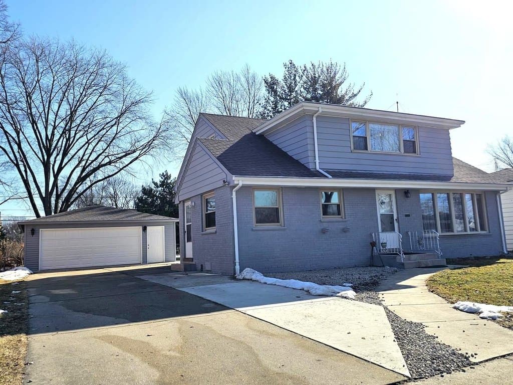 4 bedroom house for sale at 507 S Waterman Ave Arlington Heights - $499,900