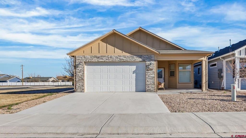 3 bedroom house for sale at 2105 Market St Montrose 81401 - $435,000