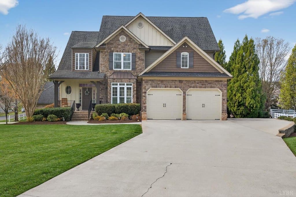 5 bedroom house for sale at 101 McKenna Cir Lynchburg 24503 - $734,900