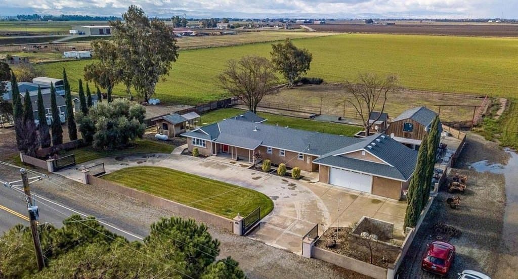 3 bedroom house for sale at 18393 Paradise Rd Tracy 95304 - $1,150,000