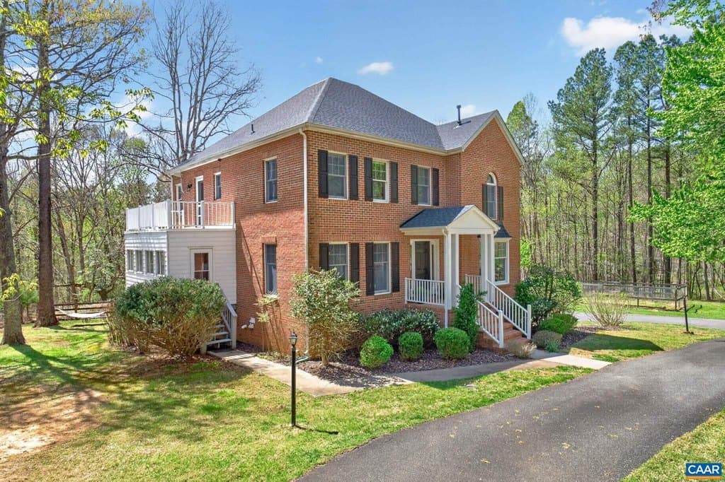 5 bedroom house for sale at 7087 Dick Woods Rd Afton - $1,195,000