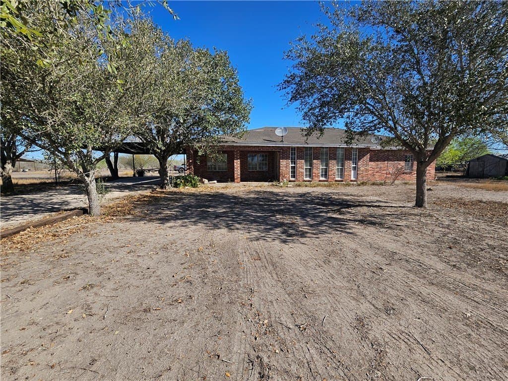 3 bedroom house for sale at 1309 FM 625 Unit B Alice - $175,000